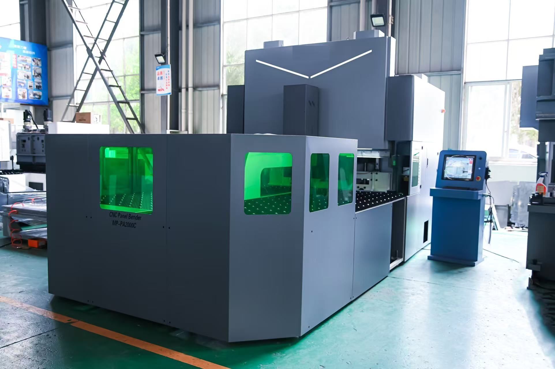 Панелегиб Bertech MP-1500C