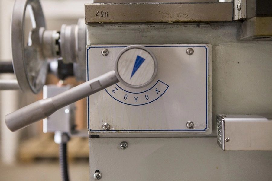 Широкоуниверсальный фрезерный станок STALEX MUF150 Servo