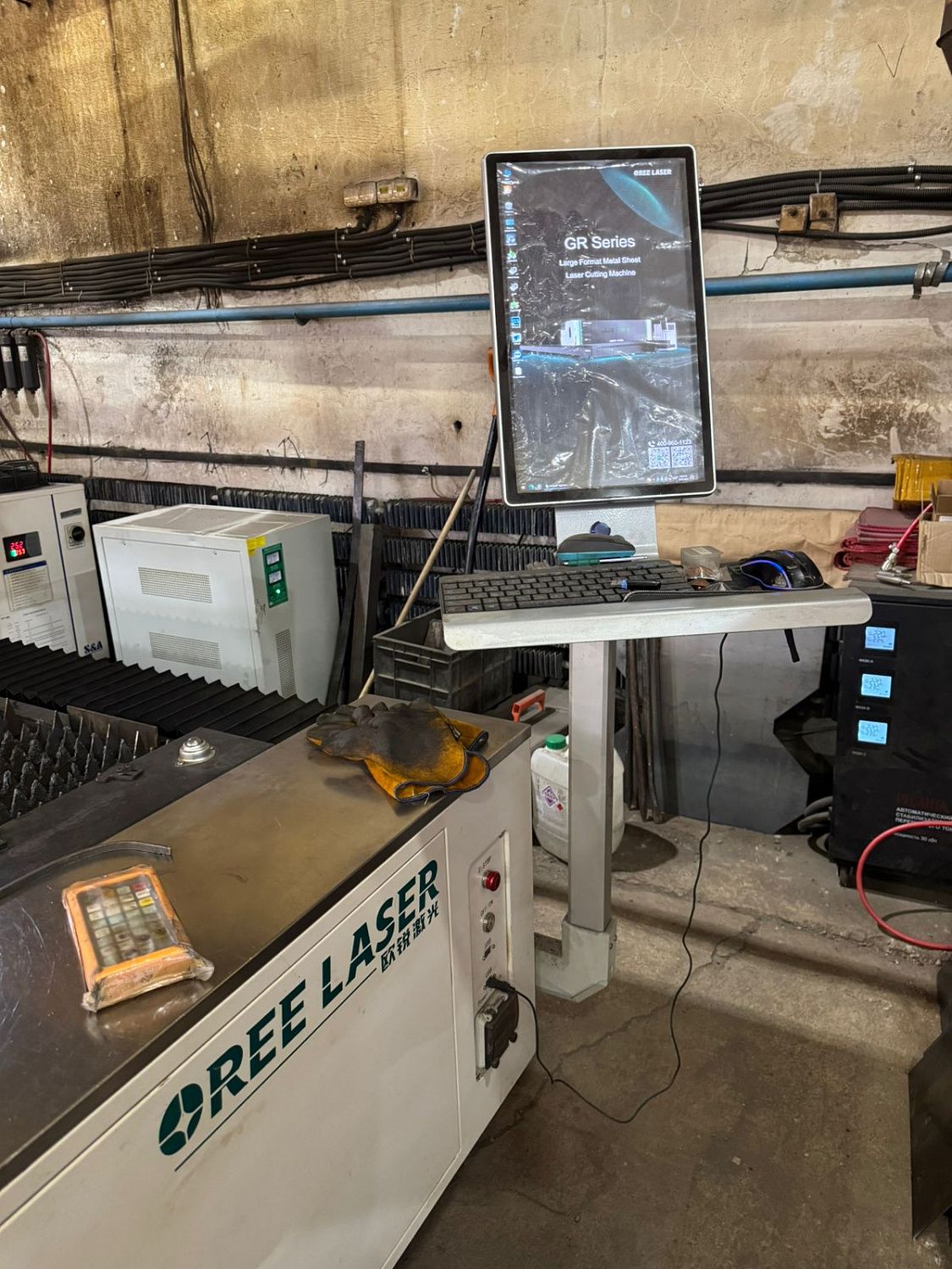 Оптоволоконный лазерный станок для резки металла FM 3015A MAX 3000 Вт Пермь