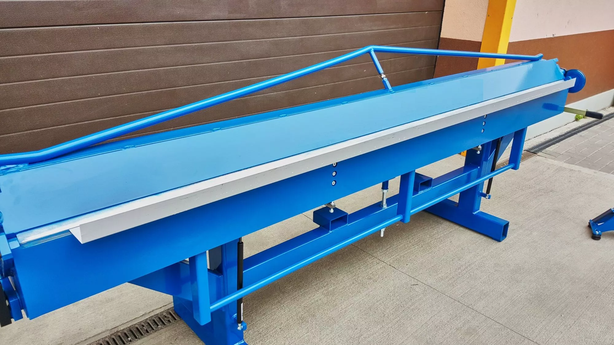 Листогиб механический BerTech ZRF 3250/1 в комплекте с опциями