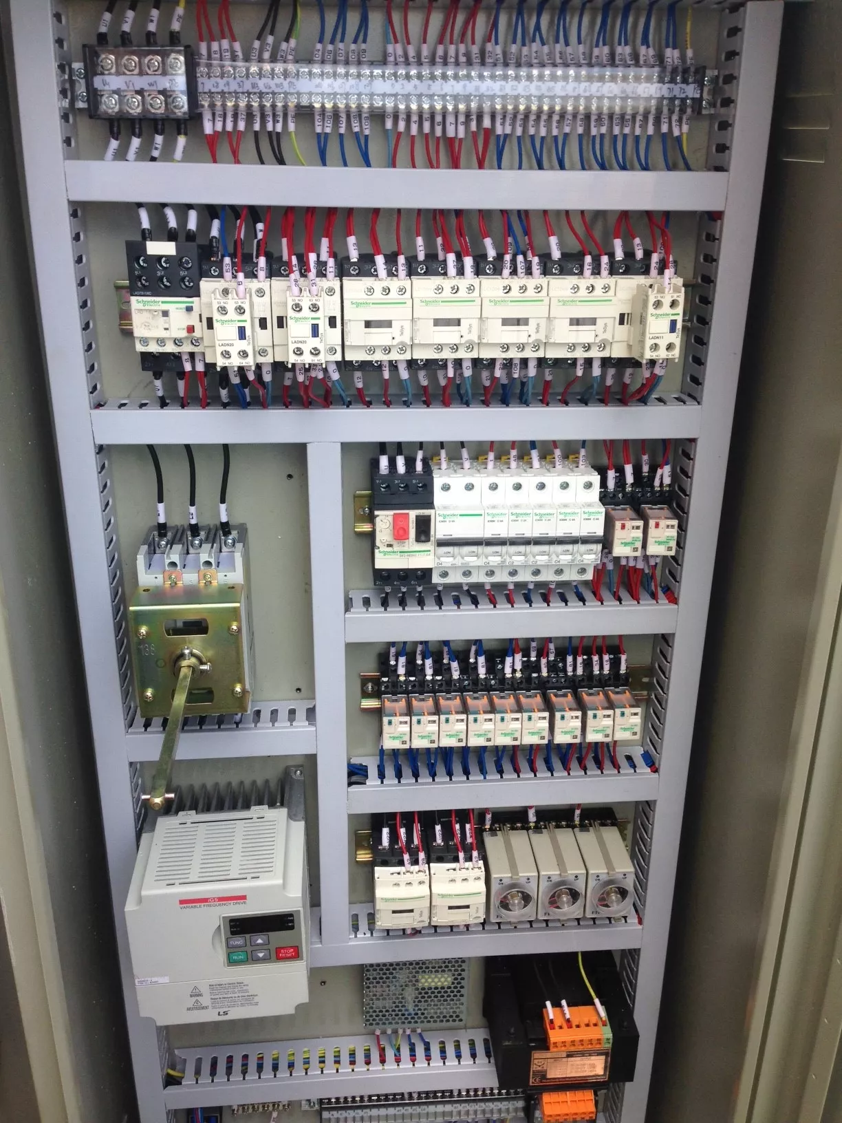 Электрошкаф WC67K