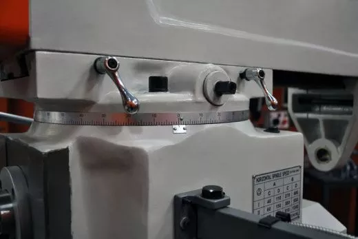 Универсально-фрезерный станок STALEX ZX6350C