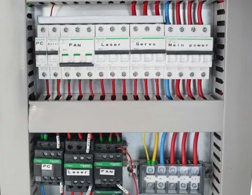 Cтанок лазерной резки Bercut MK 3015 MAXPHOTONICS 2000Вт