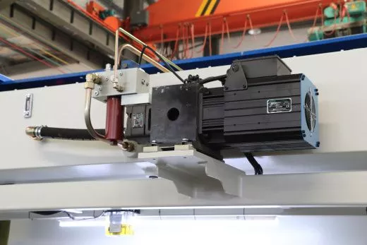 Пресс листогибочный гидравлический серия TrueBend  MB  32130 c ЧПУ Delem DA-53T