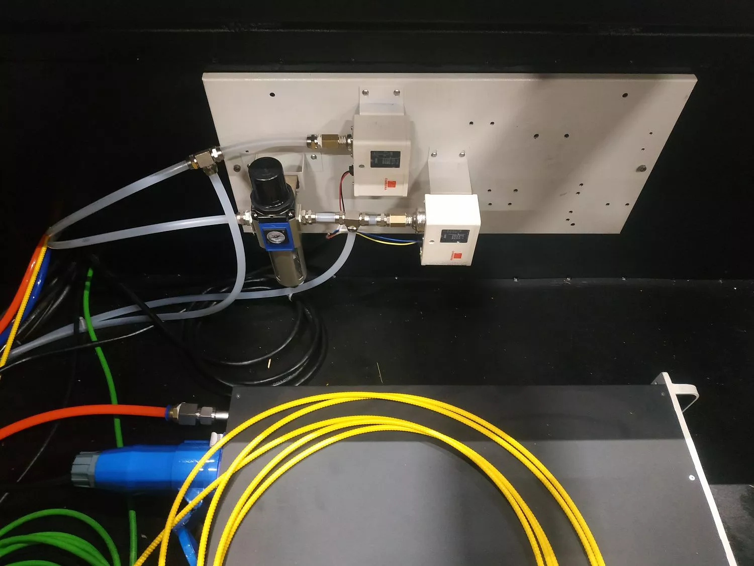 Оптоволоконный лазерный станок для резки металла FM 6015AT6 IPG 1500 Вт Домодедово