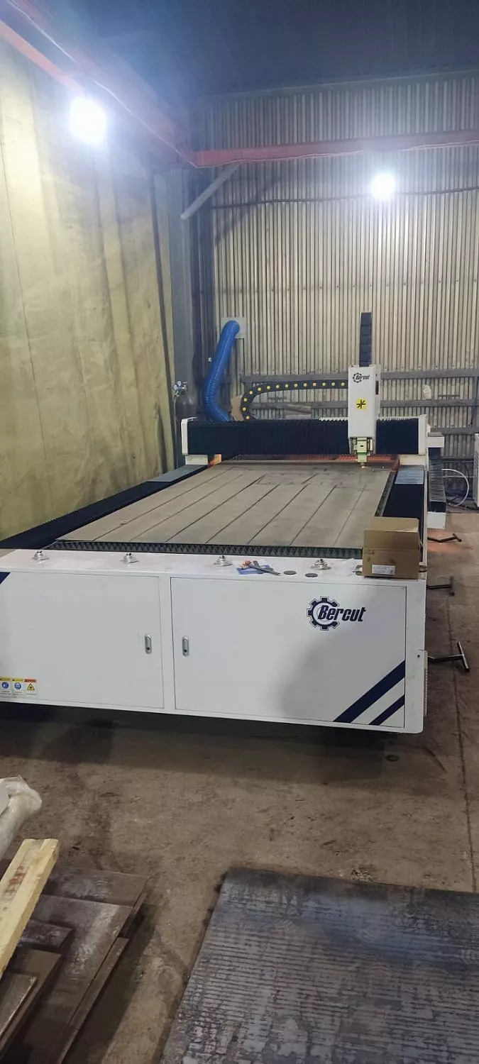 Cтанок лазерной резки Bercut МК 4015 S MAX G5 3000W Курск