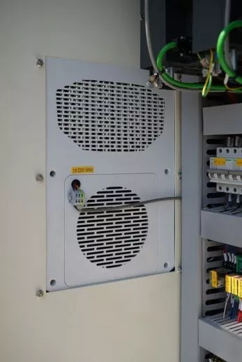 Вертикальный обрабатывающий центр с ЧПУ MILLMASTER VMM-855S