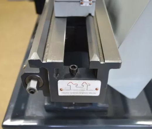 Токарный станок Turner MML 180x300v