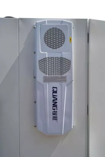 Вертикальный обрабатывающий центр с ЧПУ MILLMASTER VMM-855S