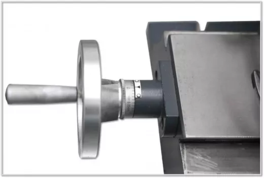 Настольный фрезерный станок Metal Master MMD - 30LV MG
