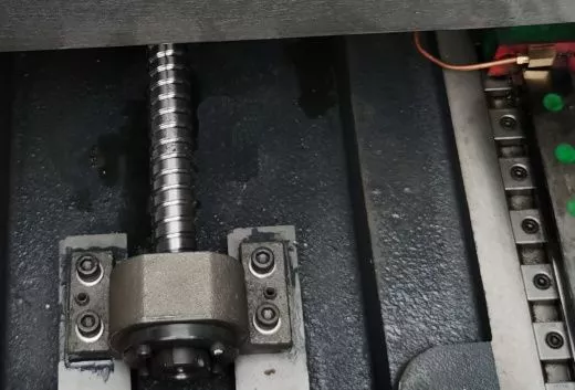MetalTec TOPMILL 850S 4-х осевой вертикальный обрабатывающий центр с ЧПУ