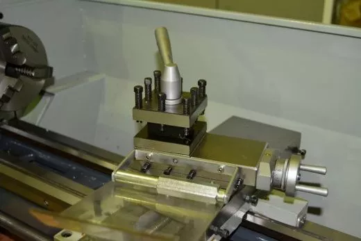 Токарный станок Turner MML 250x550v